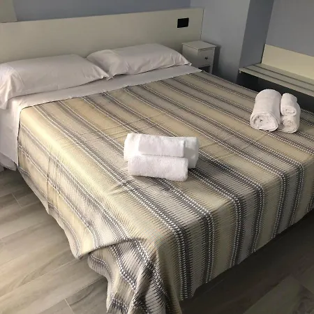 Alojamento de Acomodação e Pequeno-almoço Domus Gieffe Tropea