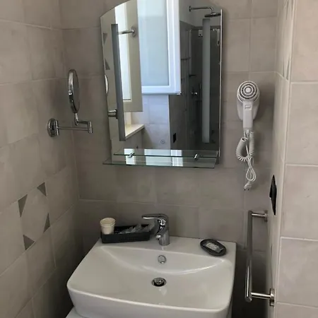 Domus Gieffe Couette-café