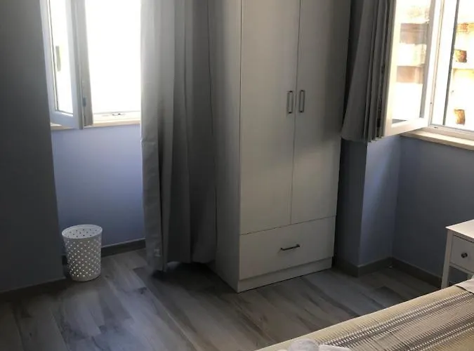 ベッド・アンド・ブレックファスト Domus Gieffe 4*