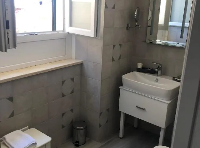 Domus Gieffe 4* トロペーア