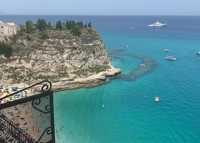 Domus Gieffe トロペーア